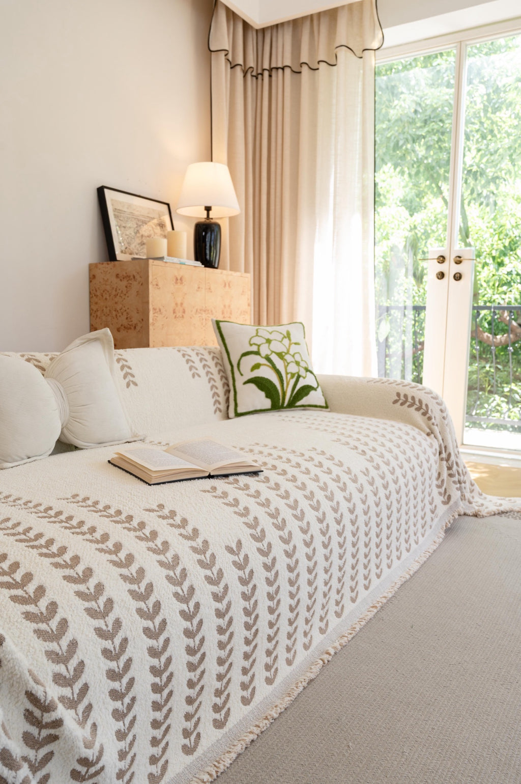 Leaf Pattern Sofa Throw Cover with Tassel Fringe - Couch Protector for 1, 2 & 3 Seater Sofas