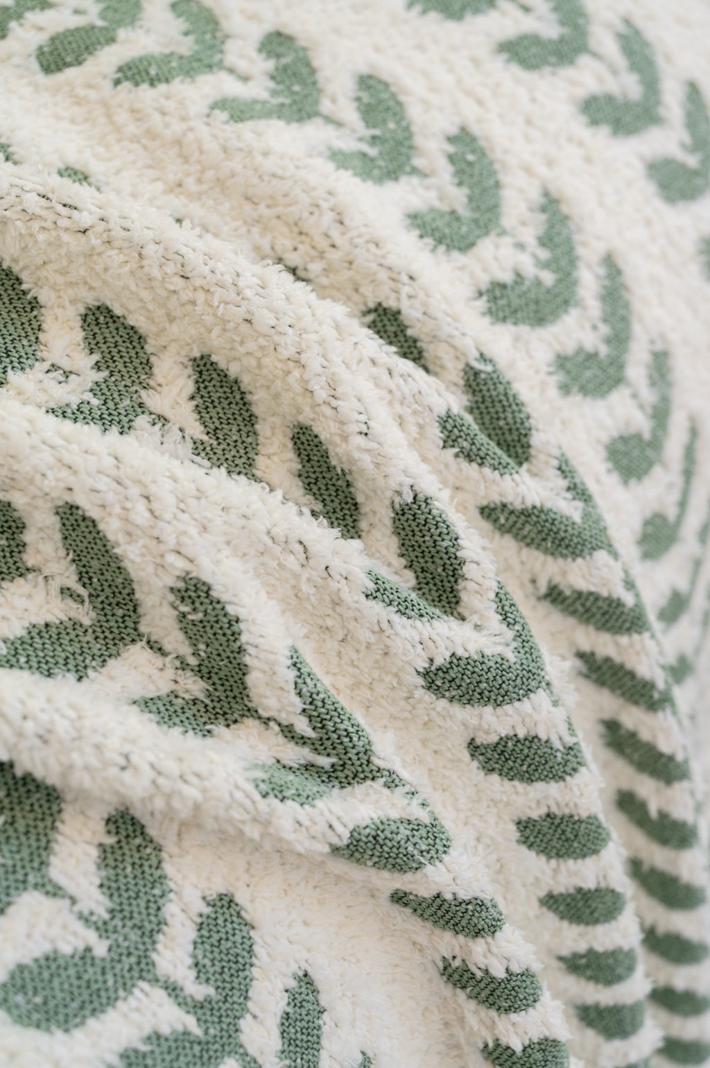 Leaf Pattern Sofa Throw Cover with Tassel Fringe - Couch Protector for 1, 2 & 3 Seater Sofas