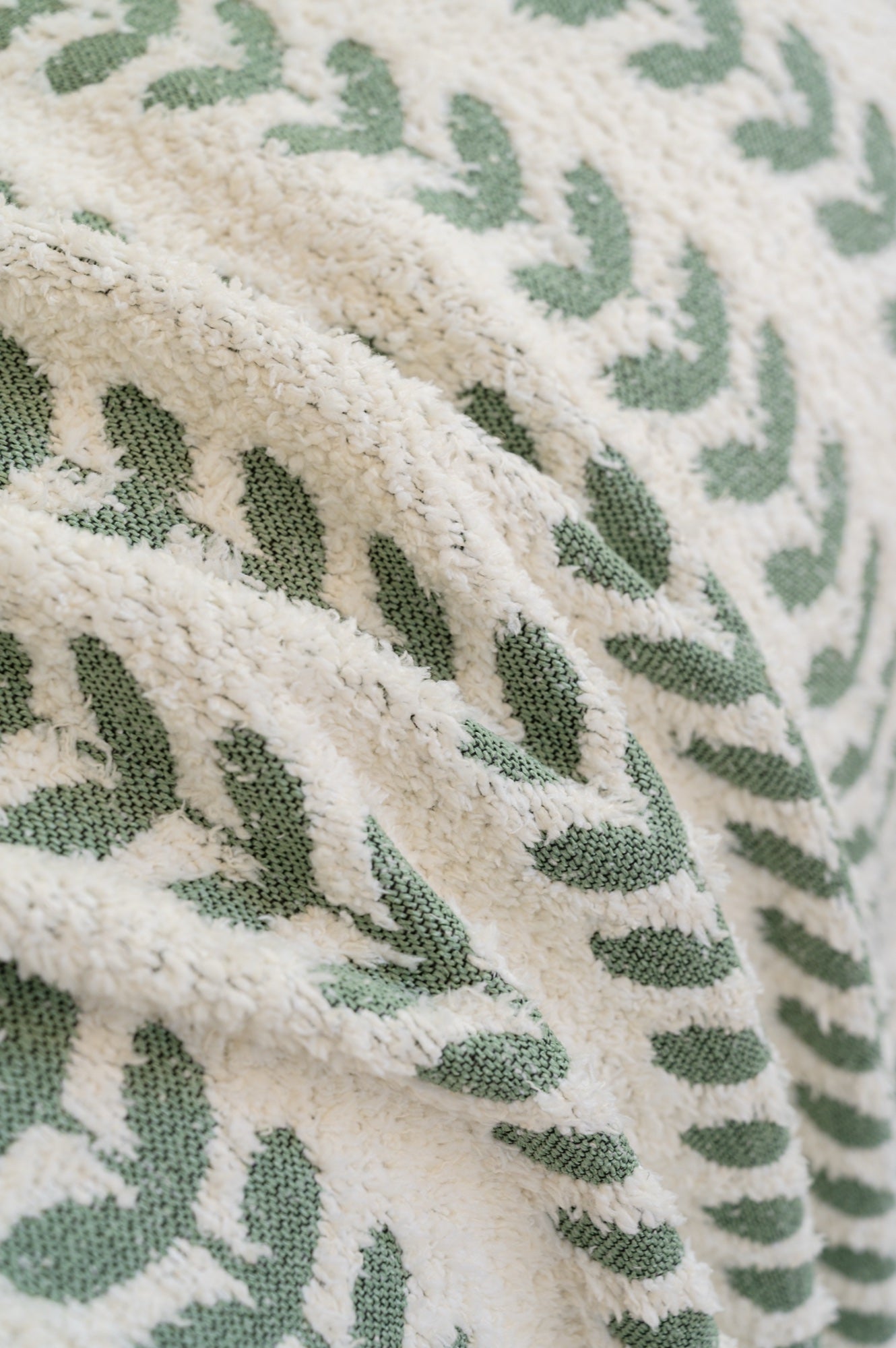 Leaf Pattern Sofa Throw Cover with Tassel Fringe - Couch Protector for 1, 2 & 3 Seater Sofas