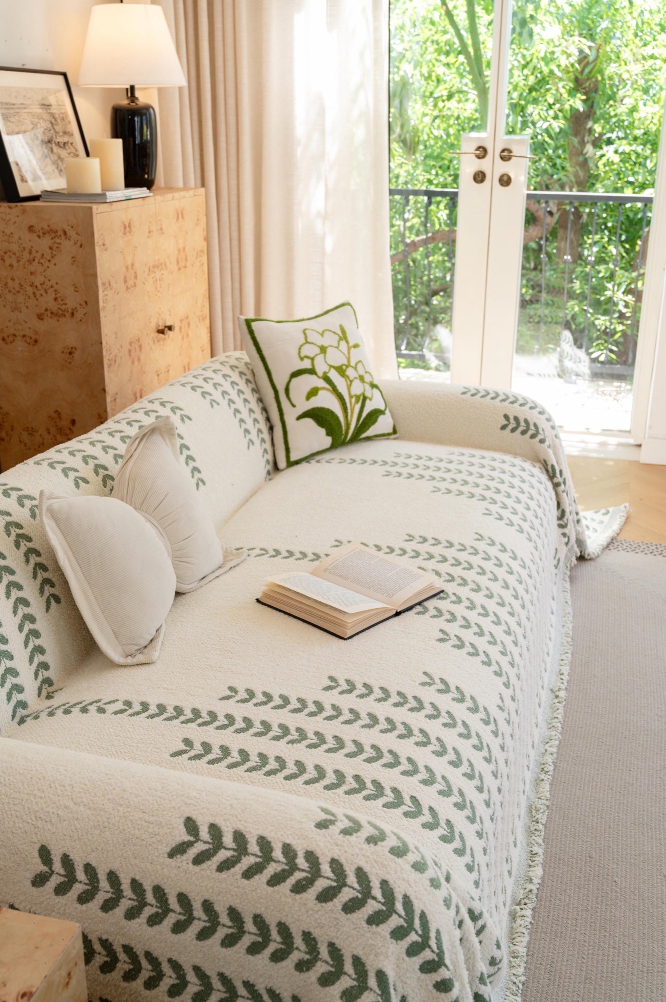 Leaf Pattern Sofa Throw Cover with Tassel Fringe - Couch Protector for 1, 2 & 3 Seater Sofas